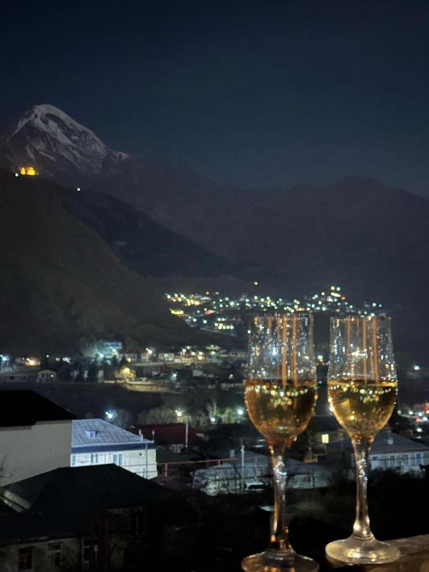 Discover Kazbegi Hotel Stepantsminda Exterior foto
